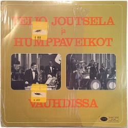 Teijo Joutsela ja Humppaveikot 1975 SLP 621 Vauhdissa Used LP
