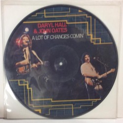 Hall D. & Oates John A LOT OF CHANGES COMIN’ kuva-LP - Käytetty LP