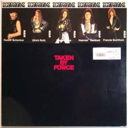 Scorpions: Taken By Force  kansi VG levy VG+ Käytetty LP