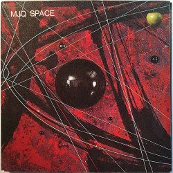 MJQ: Space  kansi EX- levy EX Käytetty LP