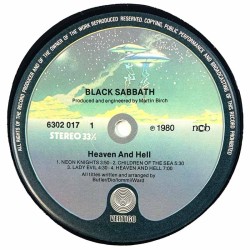 Black Sabbath LP Heaven and hell  kansi EX levy EX- Käytetty LP