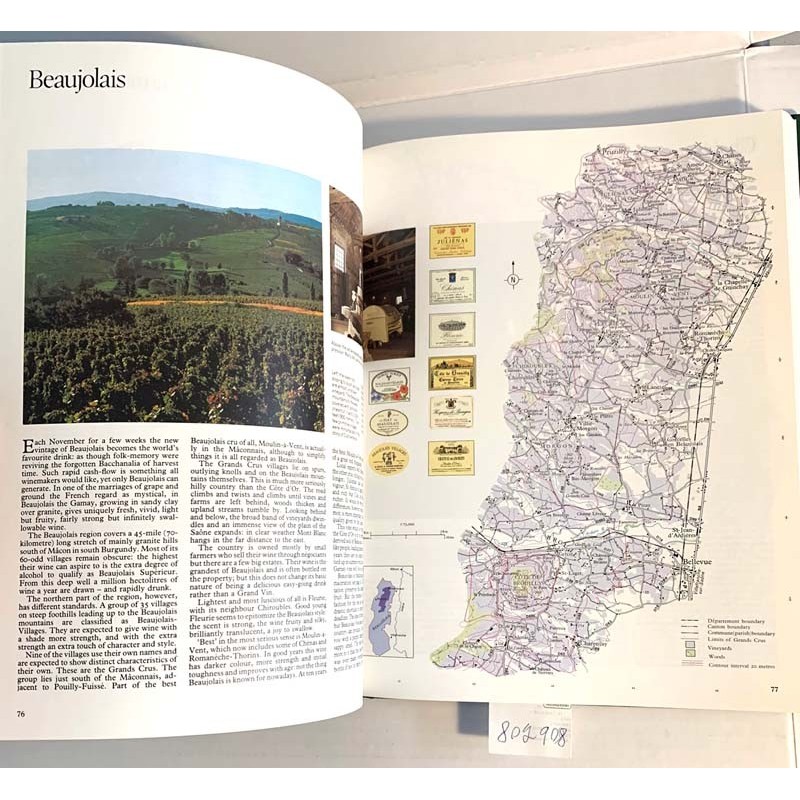 World Atlas of Wine 1988 0 85533 562 9 by Hugh Johnson 3rd edition Käytetty kirja