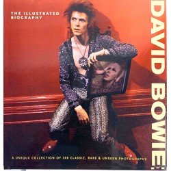 Bowie David : The Illustrated Biography - Något använd bok