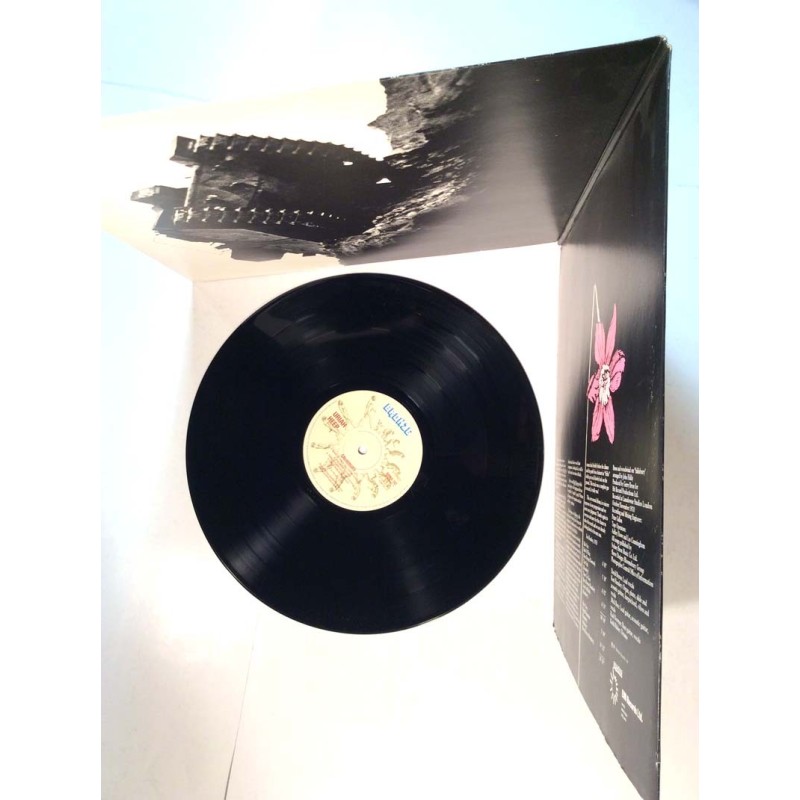 Uriah Heep LP Salisbury  kansi VG+ levy EX Käytetty LP