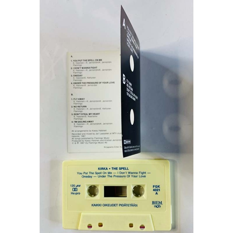 Kirka: The Spell kansipaperi EX , musiikkikasetin kunto EX käytetty kasetti