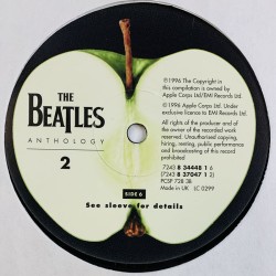 Beatles: Anthology 2 side 5 ja side 6  kansi Ei kuvakantta levy EX kanneton LP