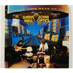 Hall Darryl / John Oates CD Bigger Than Both Of Us  kansi EX- levy EX Käytetty CD