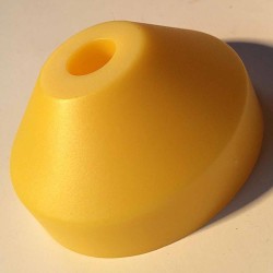 Adapteri keltaista muovia : keskittää vinyylisinglet levylautaselle - Tarvike audio/hifi